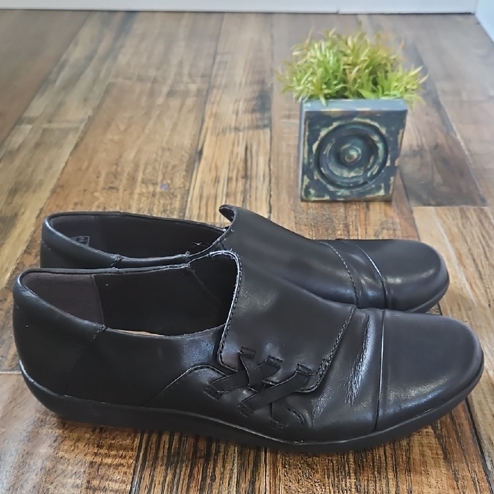 Clarks Comfortable‎ Black Leather Loafers